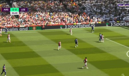 1652015460225021064.gif